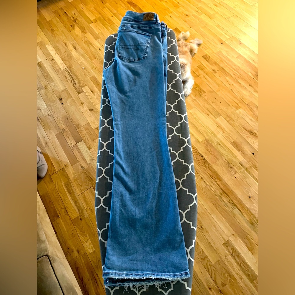 American Eagle Jeans stretch with distressed bottom flare